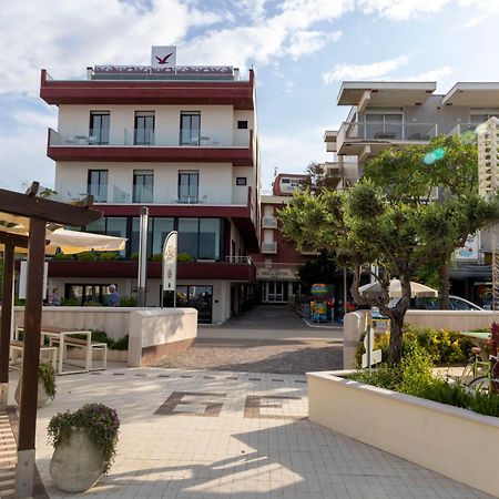 Hotel Della Motta Bellaria-Igea Marina Bagian luar foto