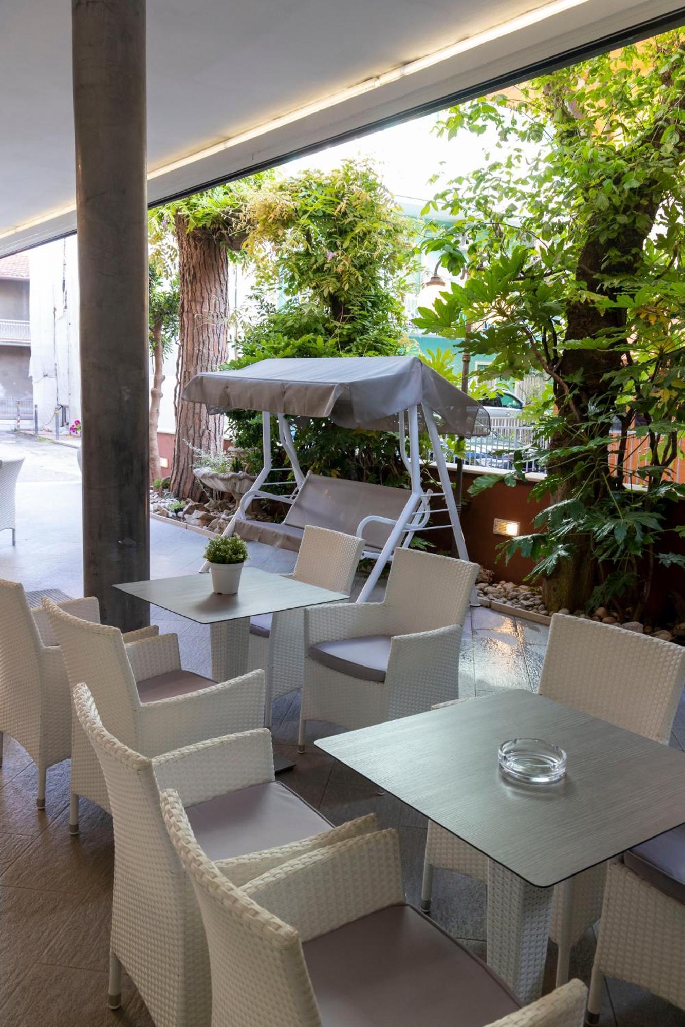 Hotel Della Motta Bellaria-Igea Marina Bagian luar foto