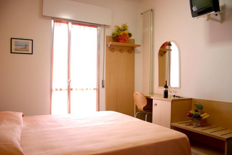 Hotel Della Motta Bellaria-Igea Marina Bagian luar foto
