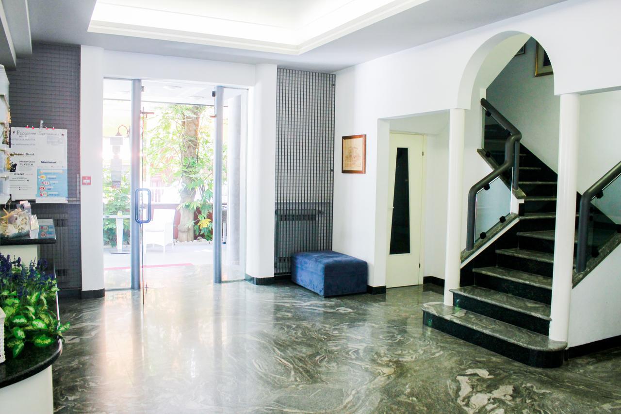 Hotel Della Motta Bellaria-Igea Marina Bagian luar foto